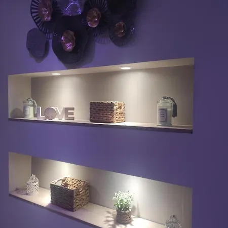 Aux Charmes De La Vallee Apartment *