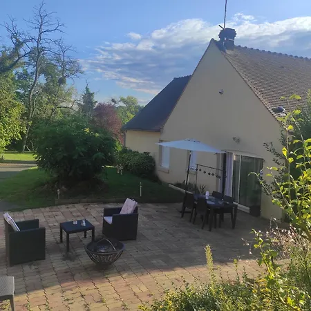 Apartment Aux Charmes De La Vallee Bethisy-Saint-Pierre