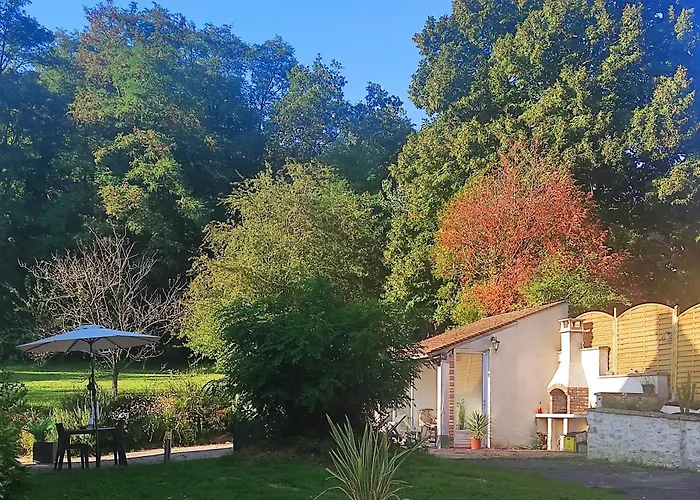 Apartment Aux Charmes De La Vallee *